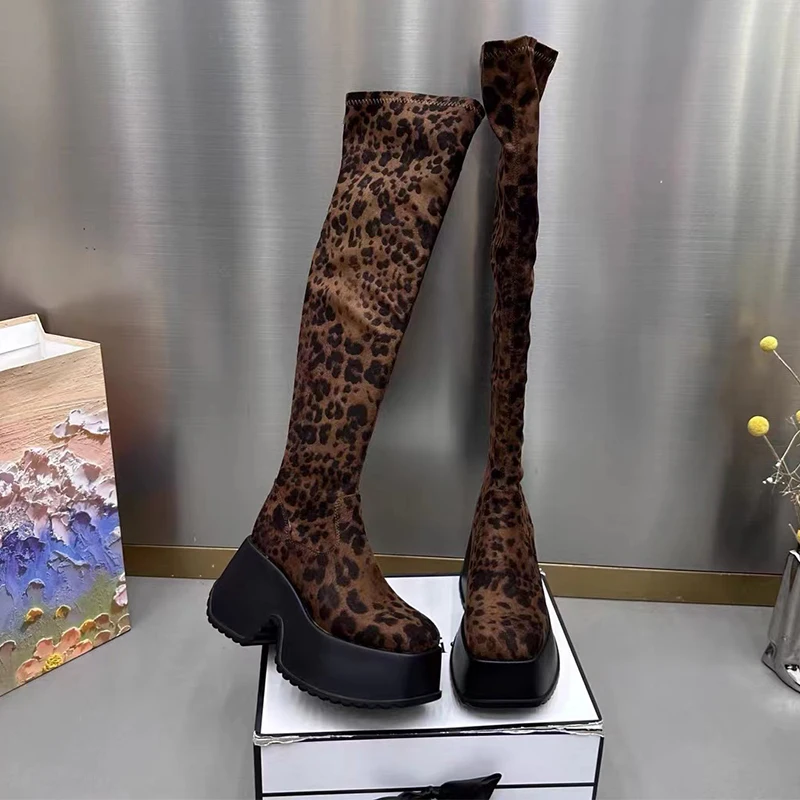 Женские высокие сапоги с леопардовой платформой массивная обувь выше колена