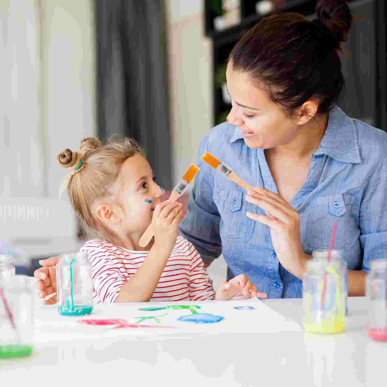 Рисунок 4 - кисти для рисования с деревянной