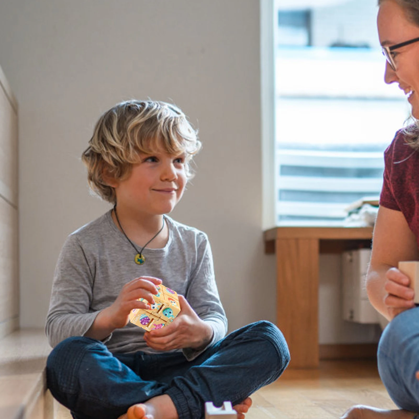 

Бесконечный куб создает естественную фантазию, антистрессовый рельефный креативный бесконечный куб, волшебный куб, Офисная флип-стойка, сн...