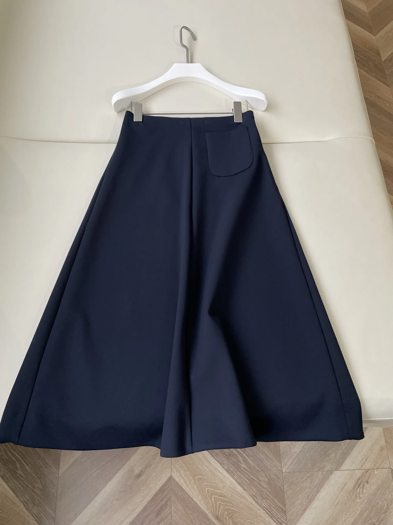 

2023 spring and summer women's clothing fashion new Solid Color Skirt 0504