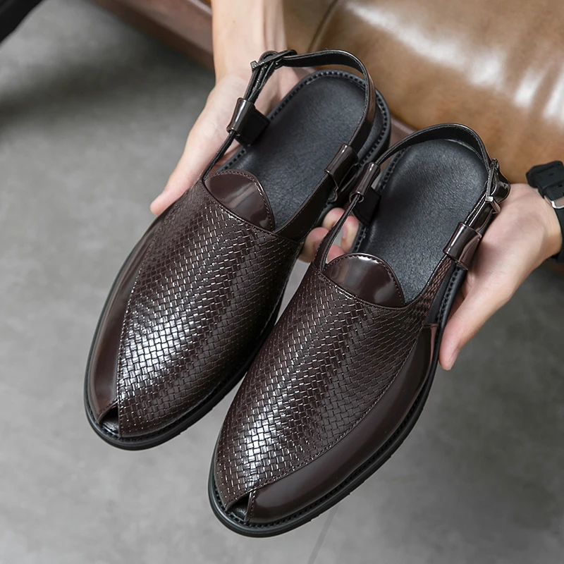 

Men British Summer PU Woven Leather Sandals Breathable Buckle Large Sandals Business Casual Shoes Large Size 38-48