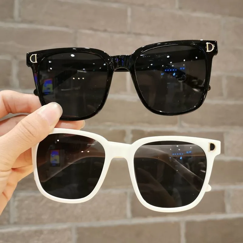 

NEW Vintage Classic Kids Sunglasses Girls Boys Children Square Sun Glasses Personality Street shot Kid Oculos UV400