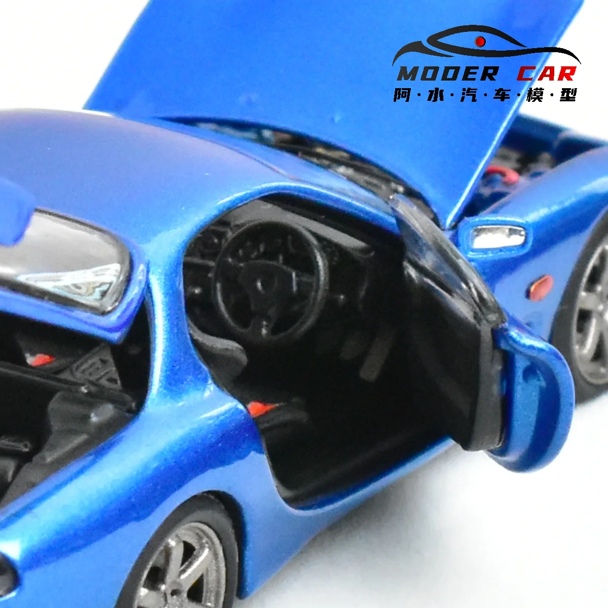 Модель автомобиля PGM 1:64 Mazda FD3S RX7