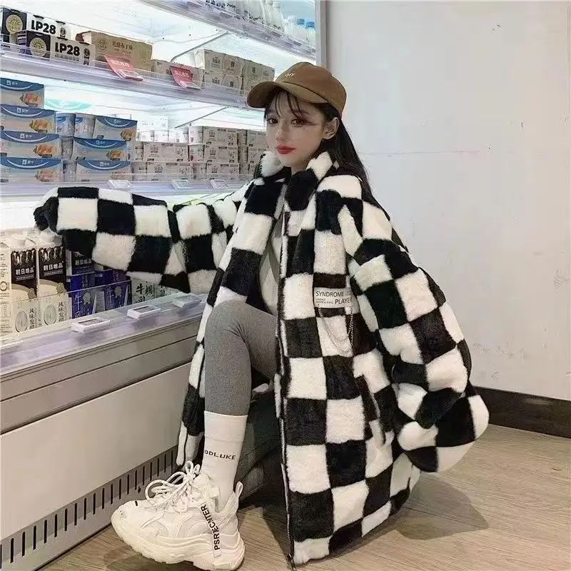 2022 Autumn And Winter New Black And White Checkerboard Warm Imitation Fur Cotton Coat Women Loose Thickening