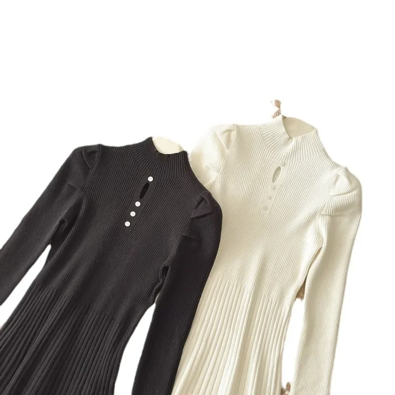 Элегантное утягивающее белое вязаное платье с высоким воротником женское