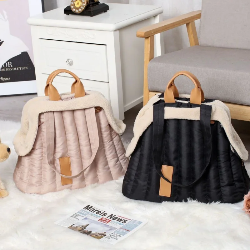 Factory Direct cotton pet bag ultra light waterproof pet handbag dog winter warm portable out bag
