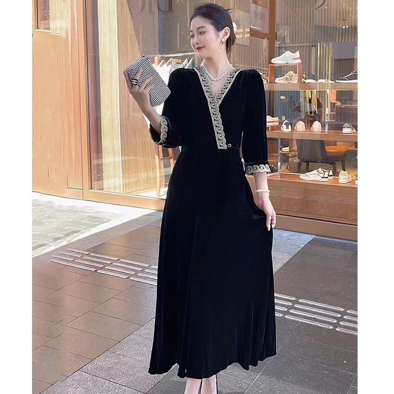 

Golden Velvet Embroidered High Waist Dress Women New Chinese Style V-Neck Celebrities Fashionable High-End Black Dress S-XL