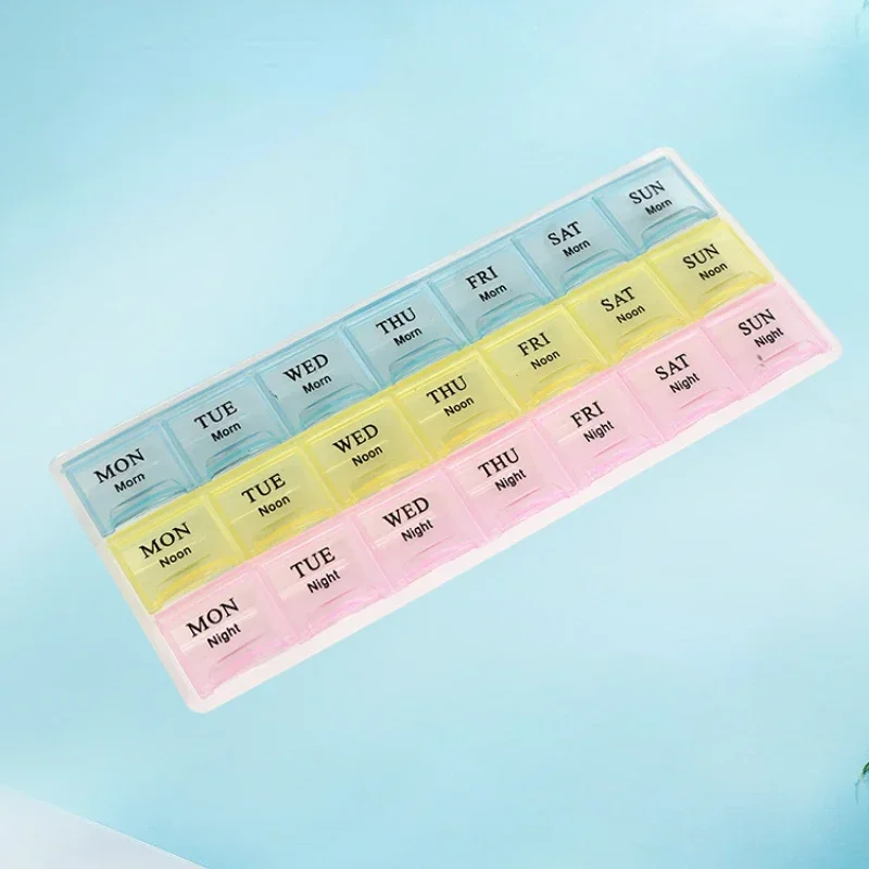 Переносная дорожная коробка для таблеток органайзер с 21 отделением 7 дней 3 раза в