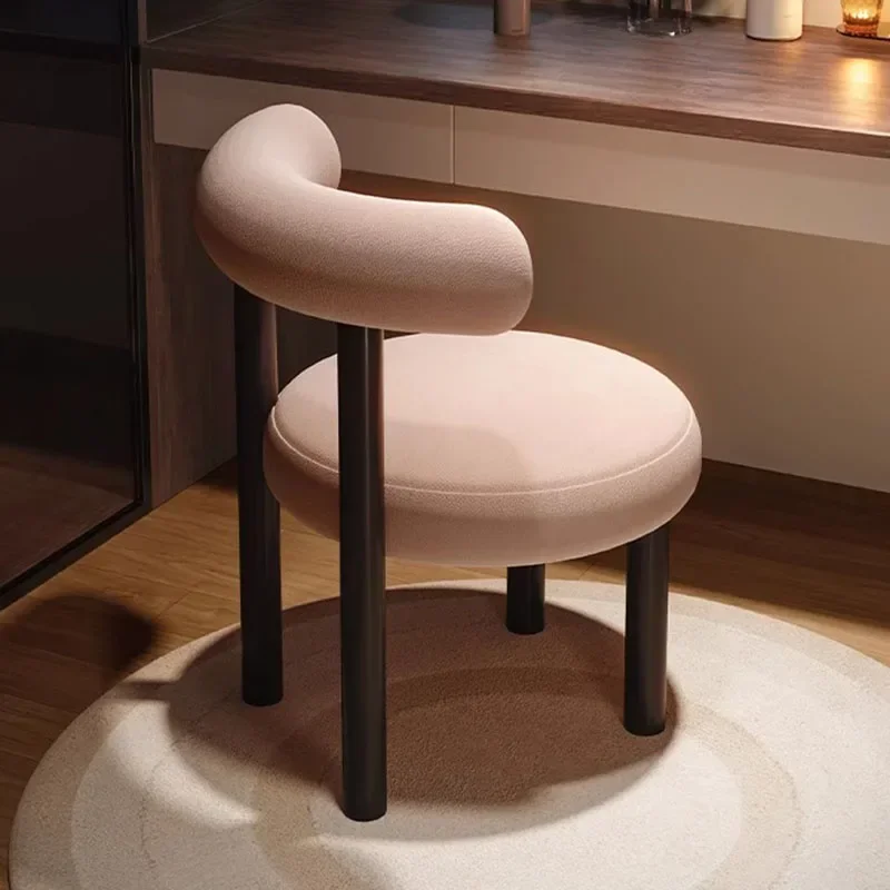 Пушистое шерстяное кресло дизайнерское в скандинавском стиле Современная