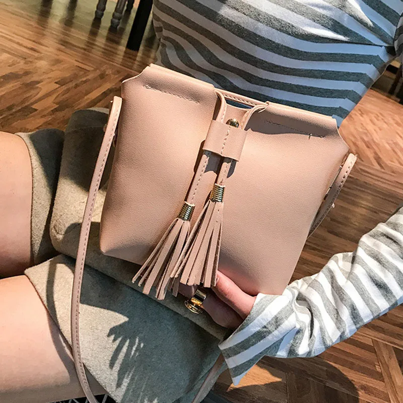 

1 Pcs Women Lady Shoulder Crossbody Bag Tassel PU Fashion for Mobile Phone Cosmetic Tassel PU Mobile Phone Cosmetic Fashion