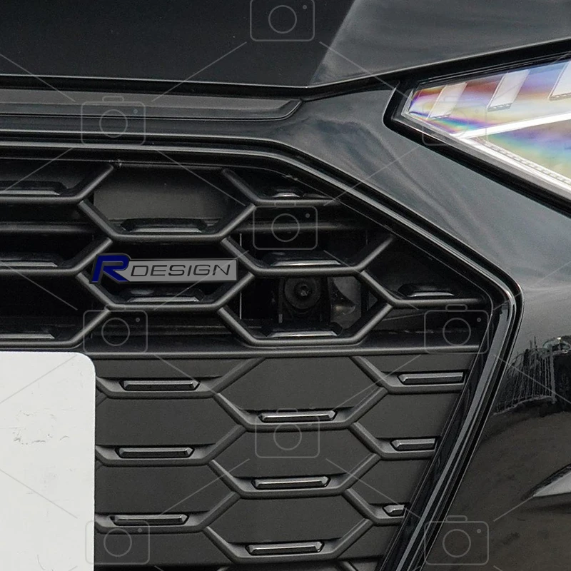 Фото Металлический корпус автомобиля R Дизайн логотипа Наклейки Решетка Значок Багажник Эмблемы Наклейка Для V70 V60 C30 XC40 XC60 C70 S60 XC90 XC70 Аксессуары №2