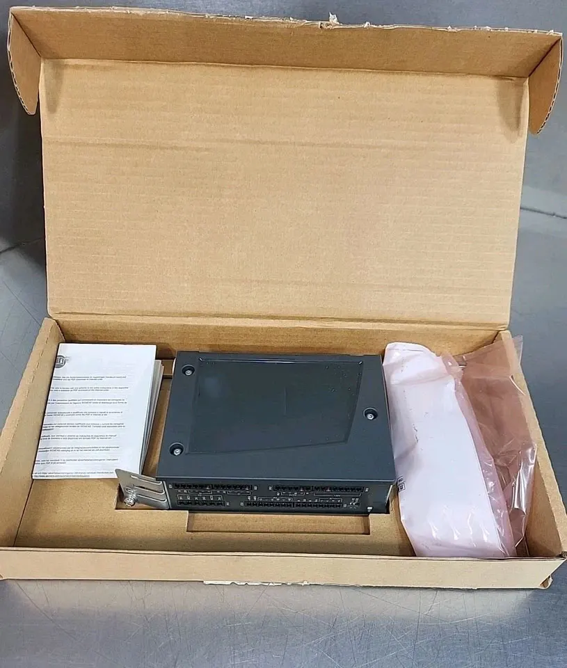 Совершенно новый 6SL3055-0AA00-3AA1 6SL3055-0AA00-3PA1 Гарантия один год