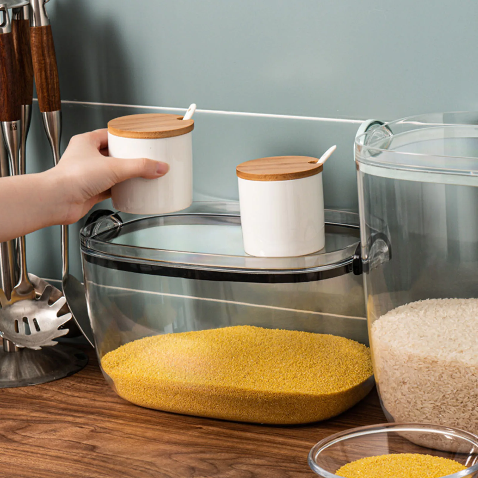 

Rice Storage Container Airtight Kitchen Food Storage Container Durable Sealed Holder Dispenser Sealed Grain Container For