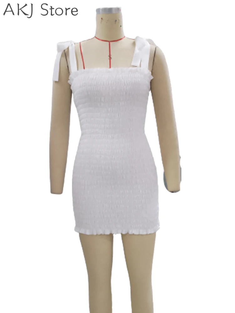 Женское модное пикантное облегающее платье с оборками на подоле |