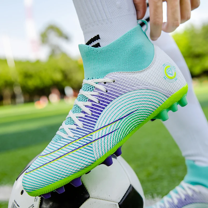 

Long nail men's high-top sneakers professional football shoes high ankle non-slip breathable football training shoes