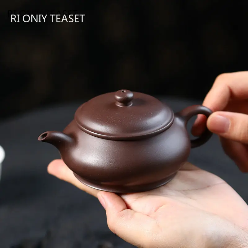 

130ml Chinese Yixing Purple Clay Teapots Famous Artists Handmade Small Capacity Tea Pot Raw Ore Purple Mud Kettle Zisha Tea Set