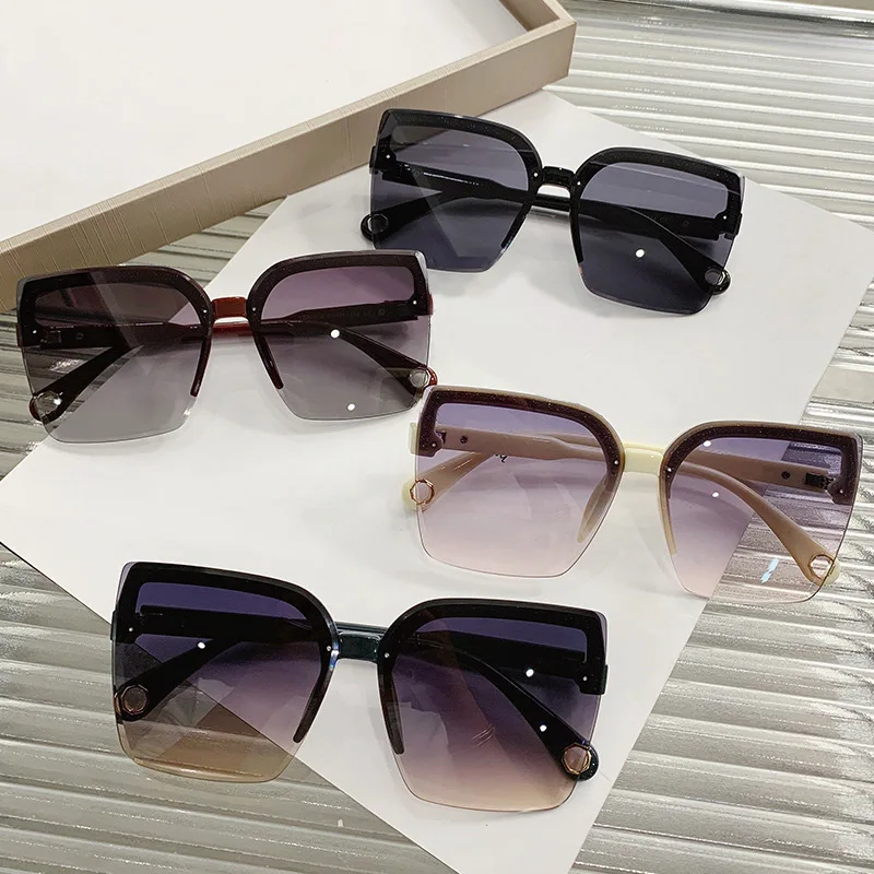 

European American Fashion Versatile Plastic Glasses New Frameless Sunglasses For Women Fashionable Internet Celebrity Sunglasses