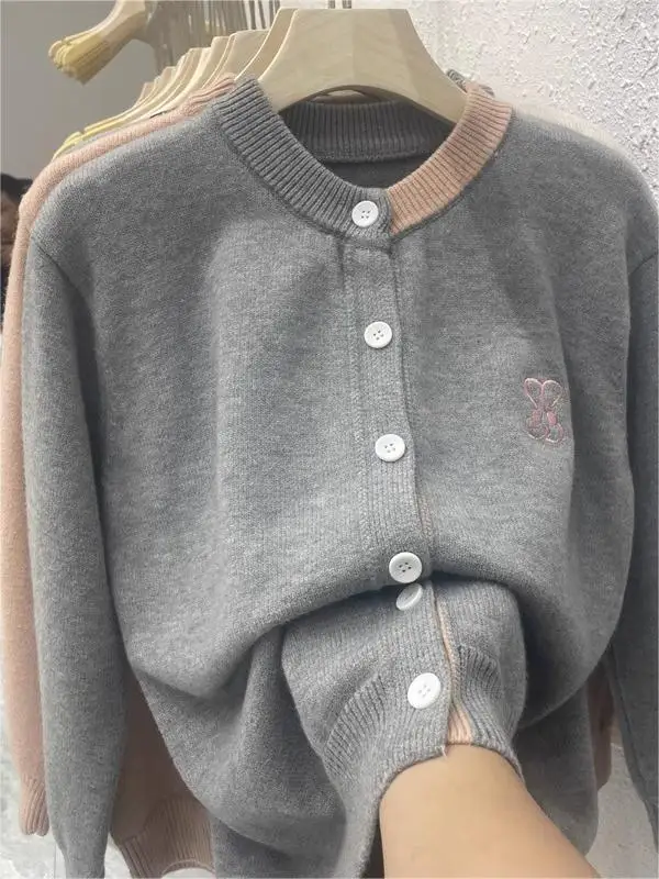 Guangzhou Thirteen Popular Models European Goods Gray Rabbit Embroidery Knit cardigan Raccoon Velvet Soft Glutinous Loose Swe...