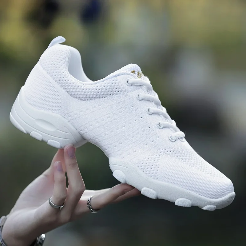 

XIHAHA New Soft Men Shoes Sports Increased Anti-skid Square Dance Shoes Sneakers Net Jazz Shoes Fitness Team Performance Shoes