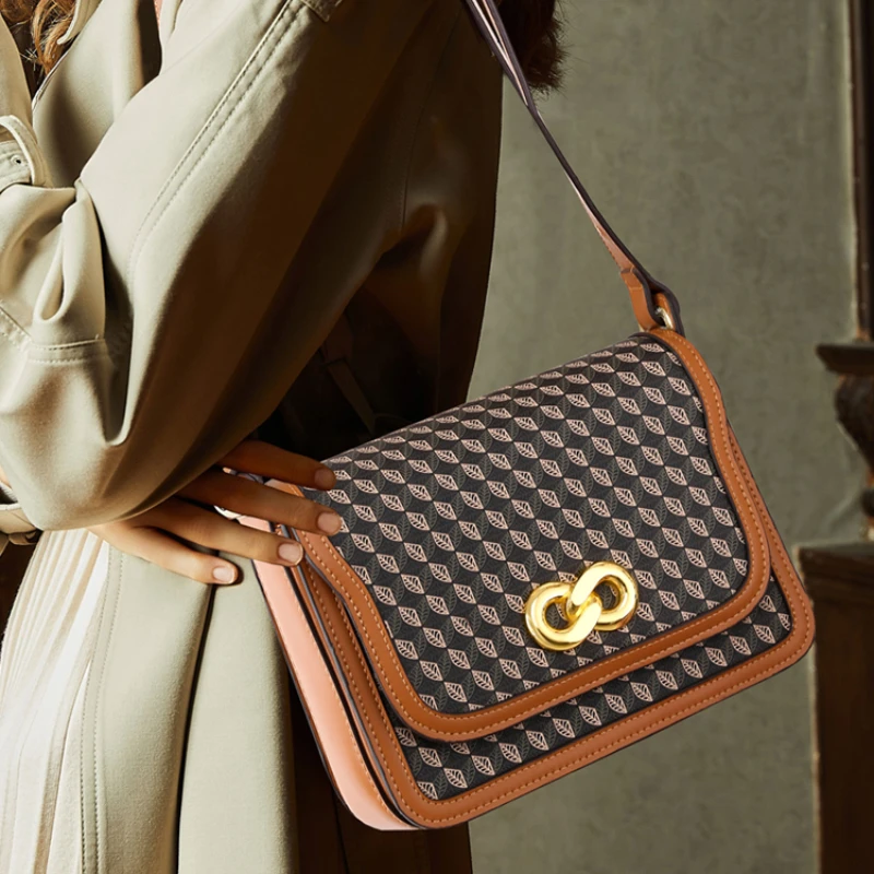 

Женская сумка, новинка 2022, модная маленькая сумка-мессенджер, Женская Высококачественная Летняя женская сумка на плечо, маленькая квадратн...