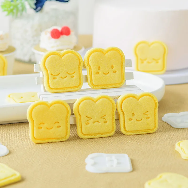 

Smiley Toast Sandwich Biscuit Mold Bread Shape Thicken Cookie Cutter Fondant Cake Decoration Tools Sugar Craft PLA Plastic Mold