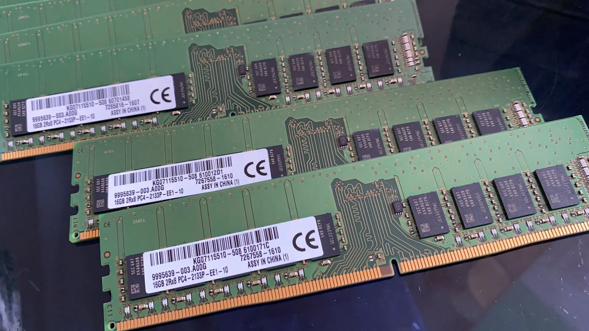 

RAM 16G 2RX8 PC4-2133-EE1 DDR4 2133 ECC pure ECC