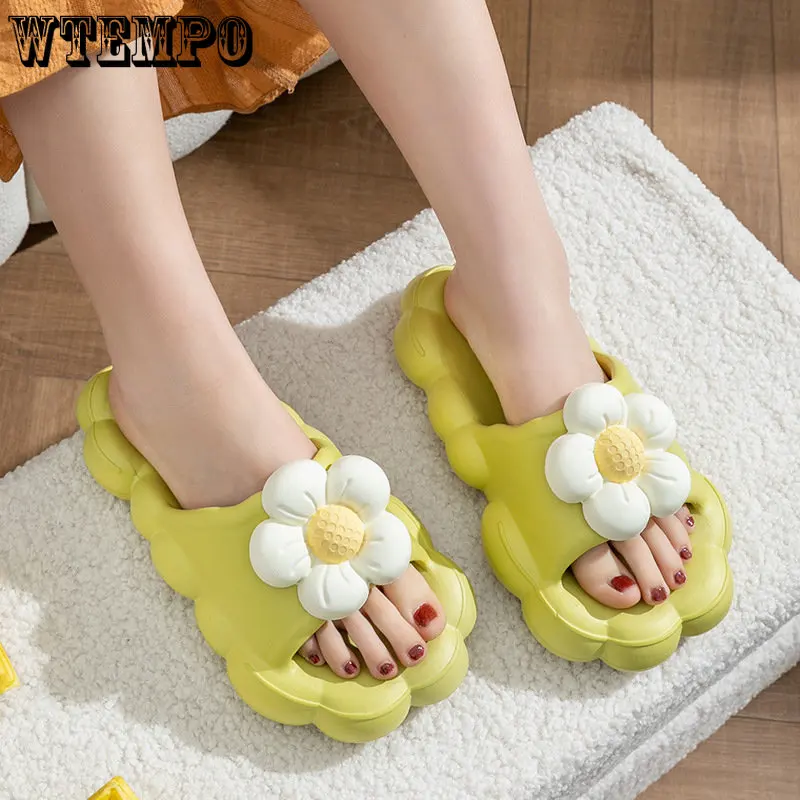 Women Bathroom Slippers Home Wear Fashion 3D Flower Beach Shoes Thick Platform Summer Sandals Lovely EVA Antiskid Flip Flops