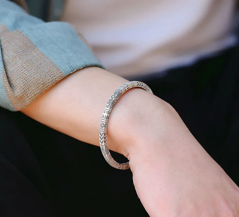 Рисунок 2 - Женский винтажный браслет-кольцо