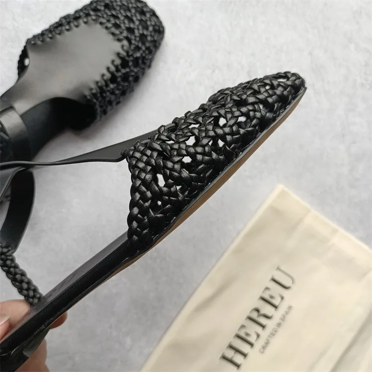 HEREU 2022 Summer New Niche French Retro Hollow Flat Bottom T-strap Genuine Leather Hand-woven Designer Woman Sandals