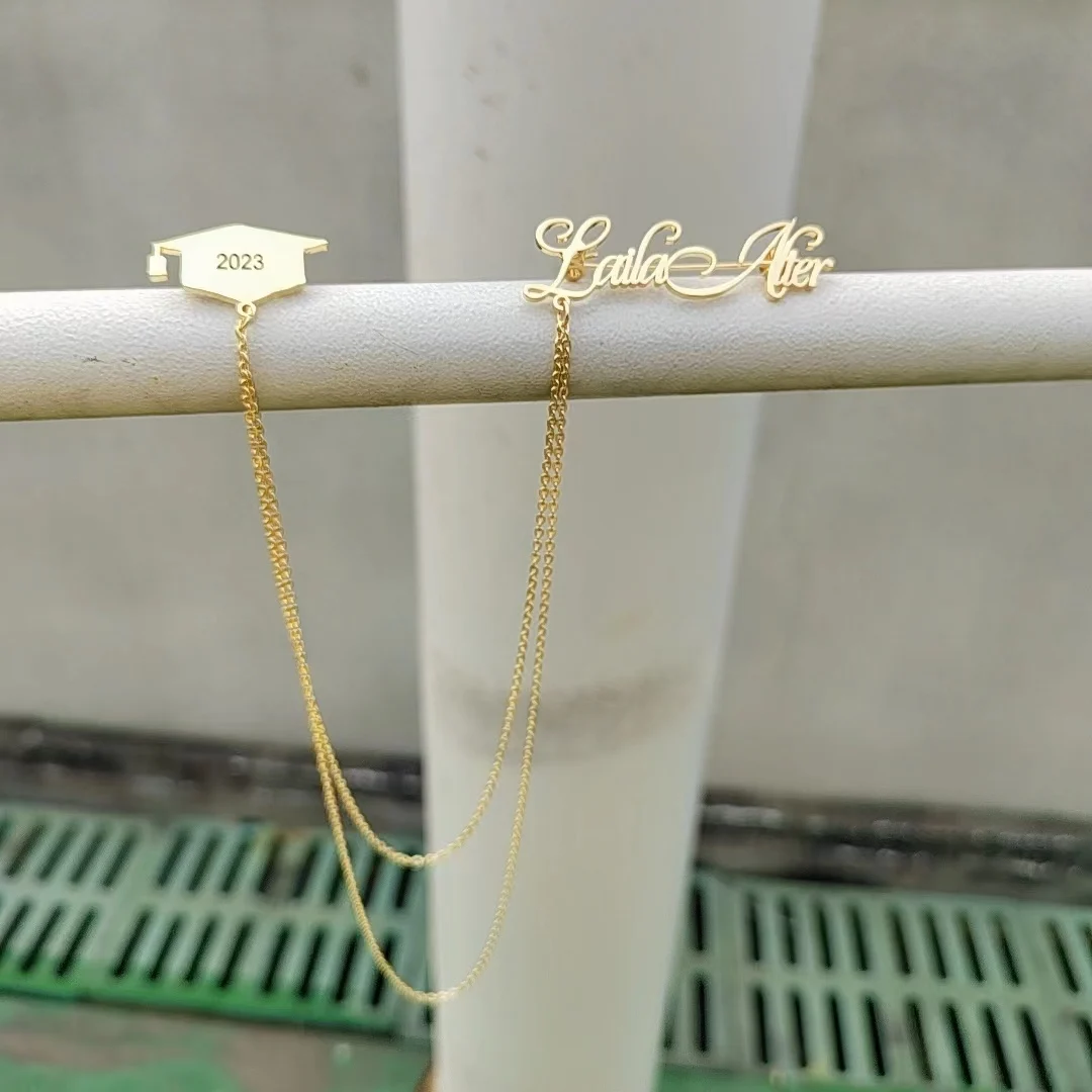 HIBODY Name Custom Graduation Season Brooch Stainless Steel Material Waterproof Crossing 18k Gold Doctor Hat Brooch