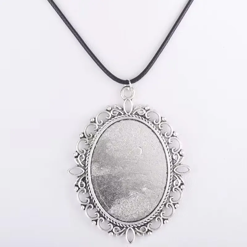 Подставка под ожерелье стеклянный кабошон размер 40*30 мм