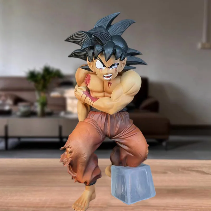 

20cm Dragon Ball Figures Son Goku Injured Squatting Position Action Figures Strong Open King Fist Goku Anime PVC Model Toys Gift