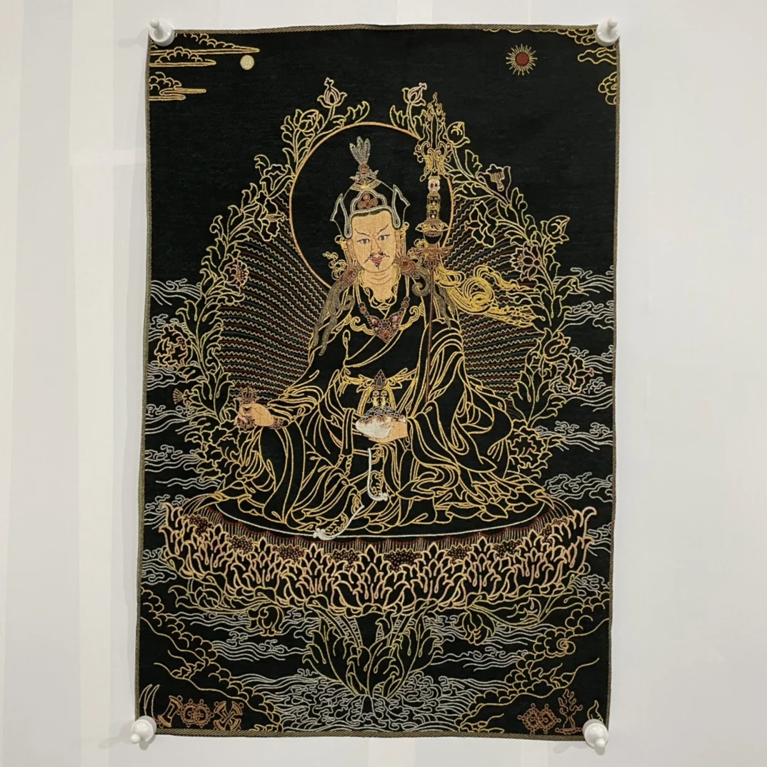 

Free Delivery China Elaborate Silk Embroidery Luck“Bodhisattva Buddha”Geomantic Thangka Painting Mural Household Decoration#64