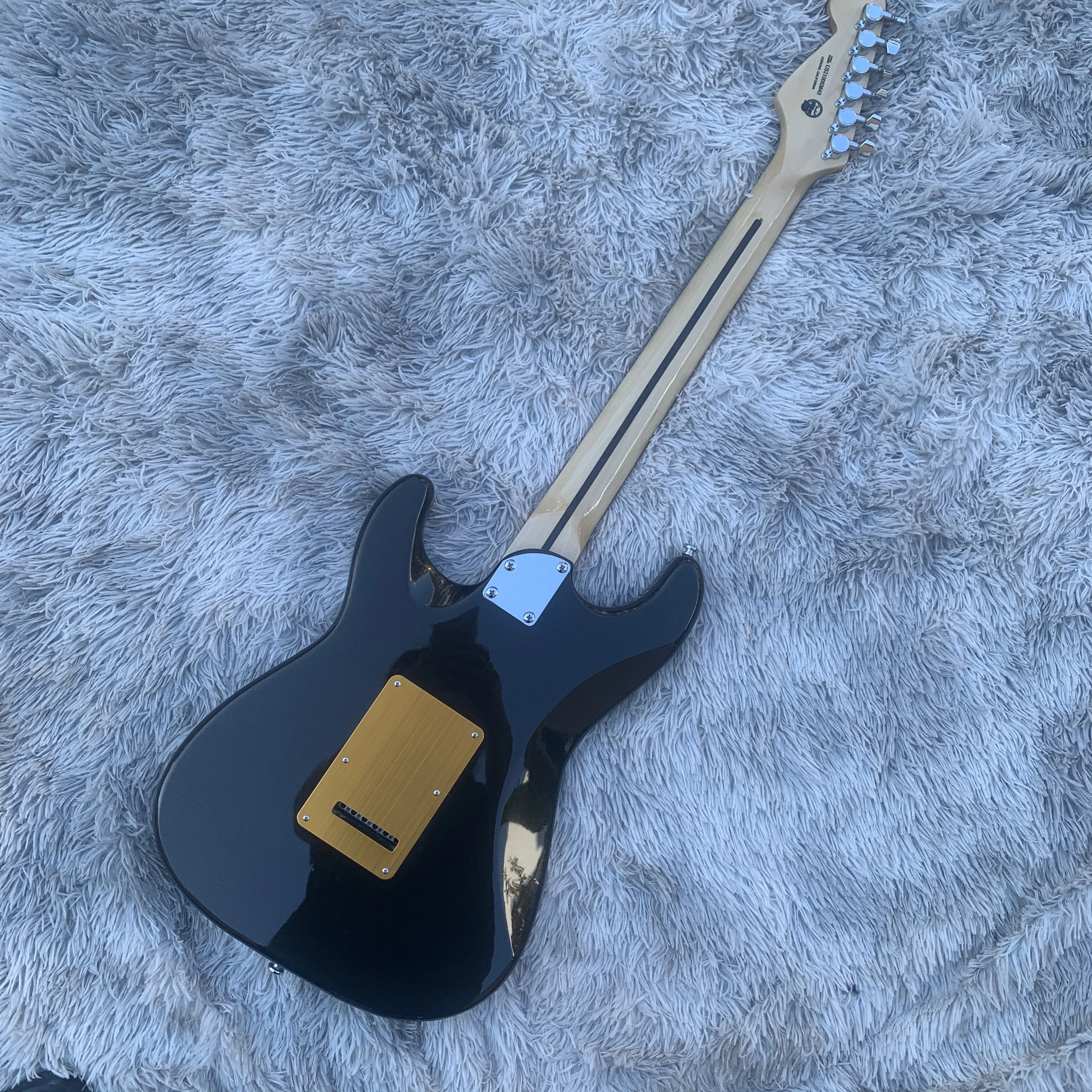 Электрогитара черный цвет кленовый корпус гриф Бесплатная доставка гитара