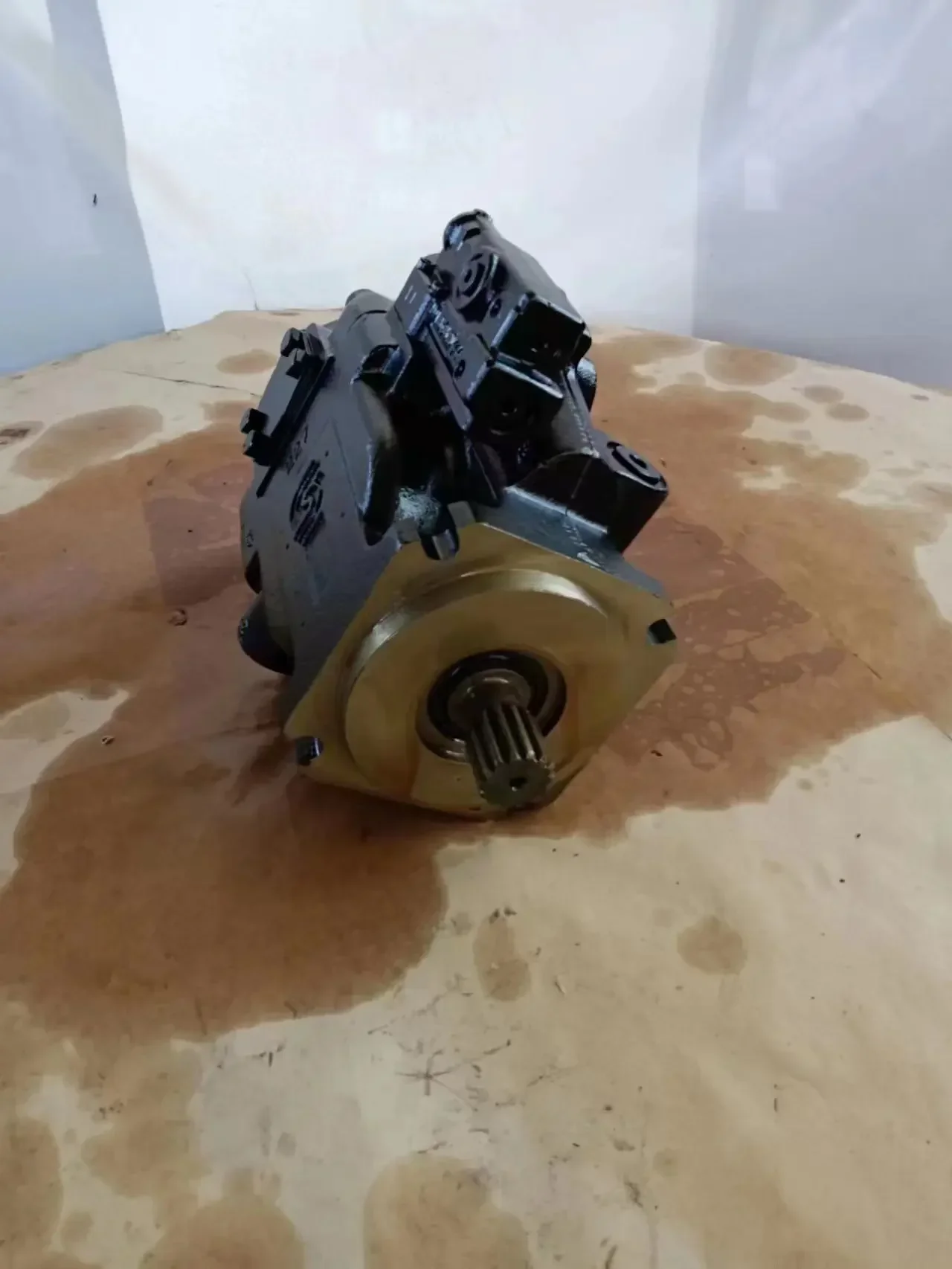 Оригинальный sauer Dan-foss 83041431 АТ 457670 гидравлический поршневой насос 772. A 174911812