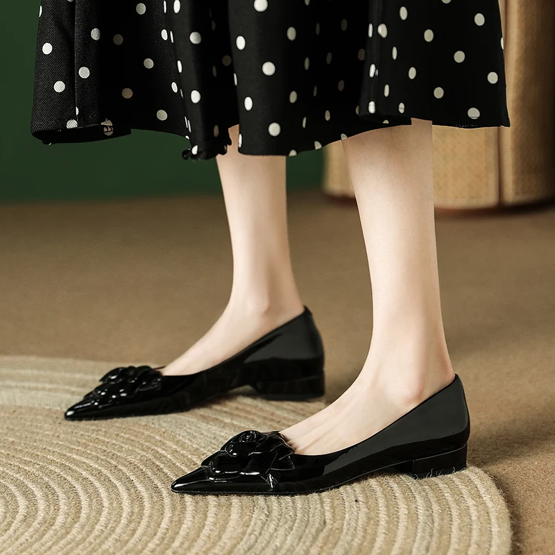 Women Flats Pointed Toe Dress Shoes for Work 3D Floral Slip on Genuine Leather 2.3cm Heeled Comfort Shoes
