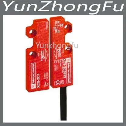 

Магнитный переключатель XCSDMC7902