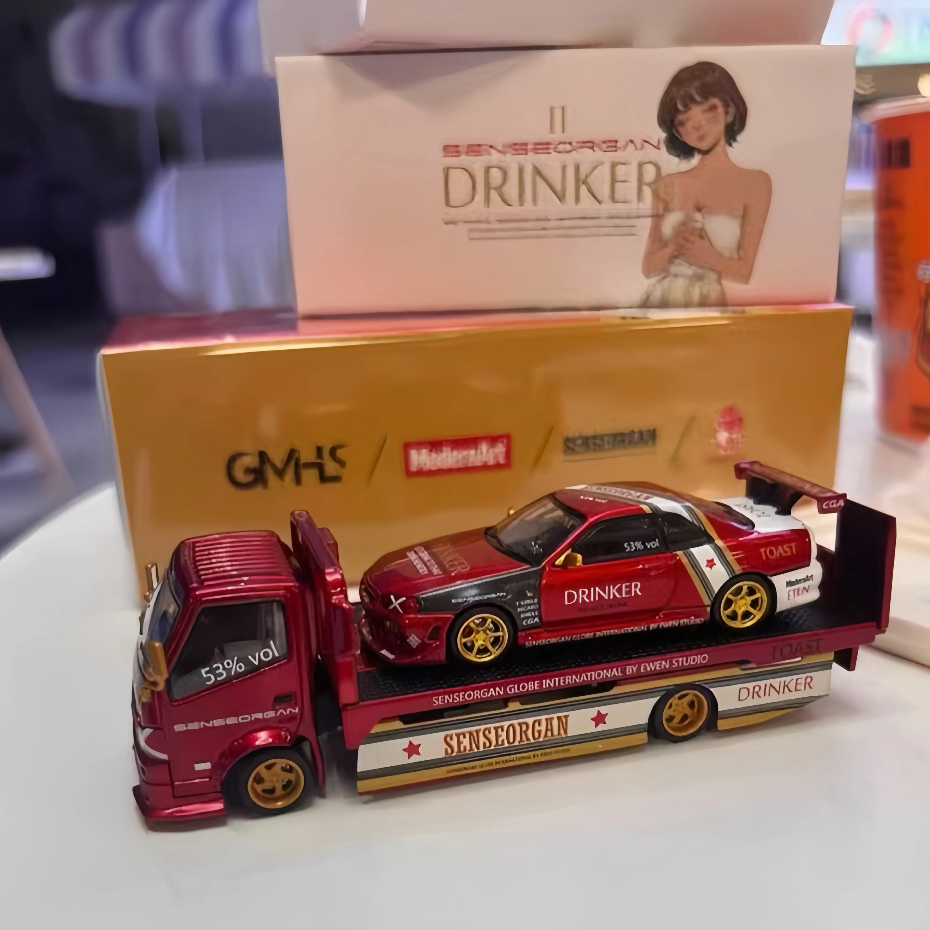 Фото В наличии 1 шт.: 64 Unleashed 2.0 gtr r34, миниатюрная модель автомобиля из литого под давлением сплава, фигурка для взрослых, игрушка для мальчика, подарок на день рождения для детей. №5