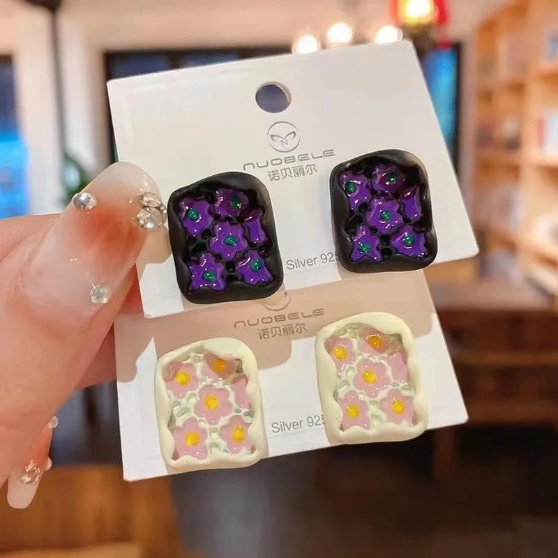 

South Korea Fashion Fresh Geometric Drop Glaze Flower Earrings 2023 New Girl Aesthetic Delicate Earrings Fashion Jewelry