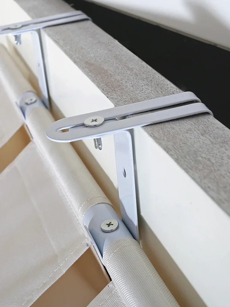 ć za drzwiami Wisząca torba do przechowywania lalek Pluszowa szafka na zabawki Organizując lalkę z kreskówek Pyłoszczelne gospodarstwo domowe