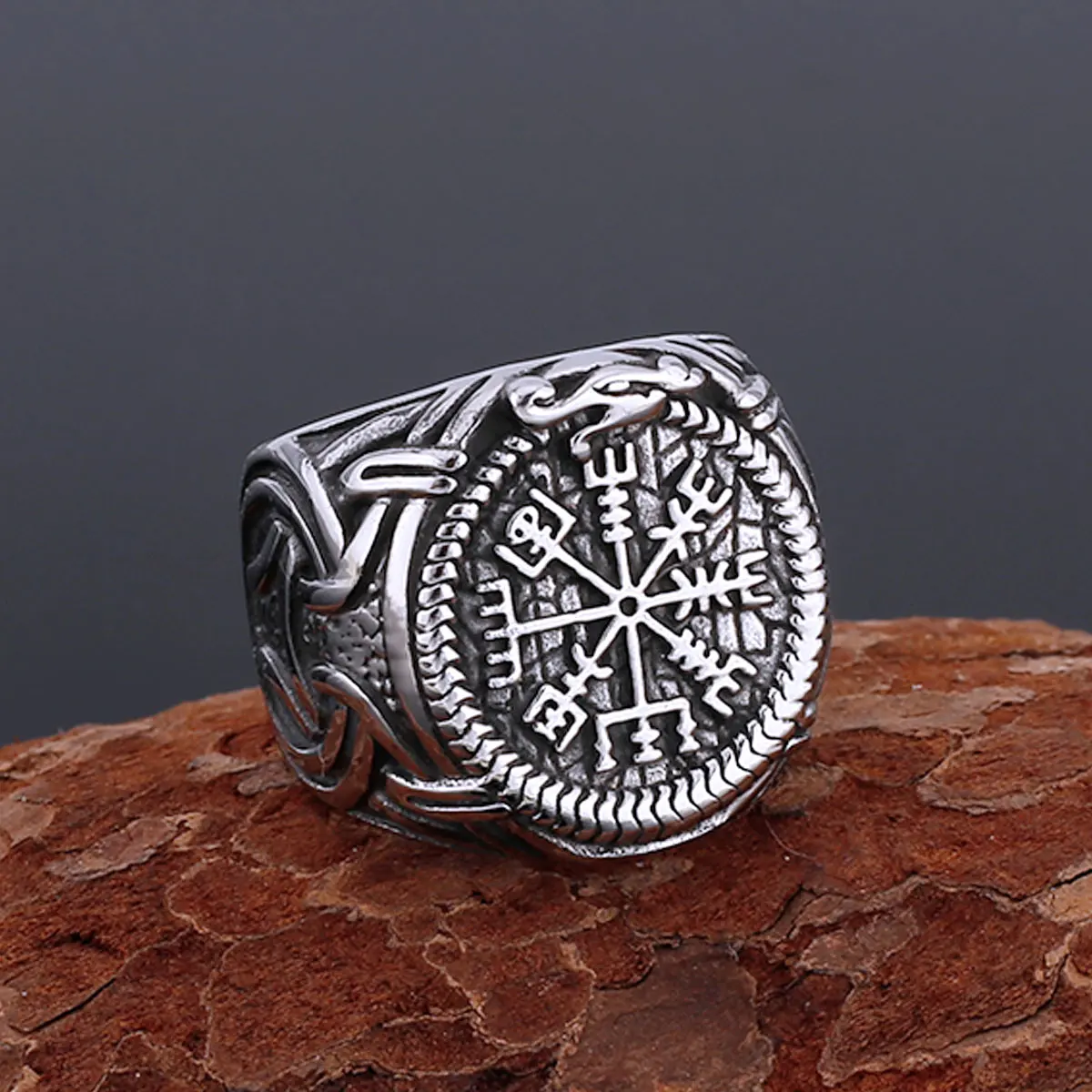 

New Compass Retro Viking Ring Nordic Men's Stainless Steel Amulet Ring Jewelry Teen Punk Gift Party Dedicated Wholesale