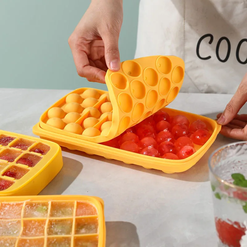 

3 Colors Silicone Ice Cube Mold Reusable Ice Molds Diy Homemade Ice Ball Maker for Juice Whiskey Cocktail Ice Maker Kitchen Tool