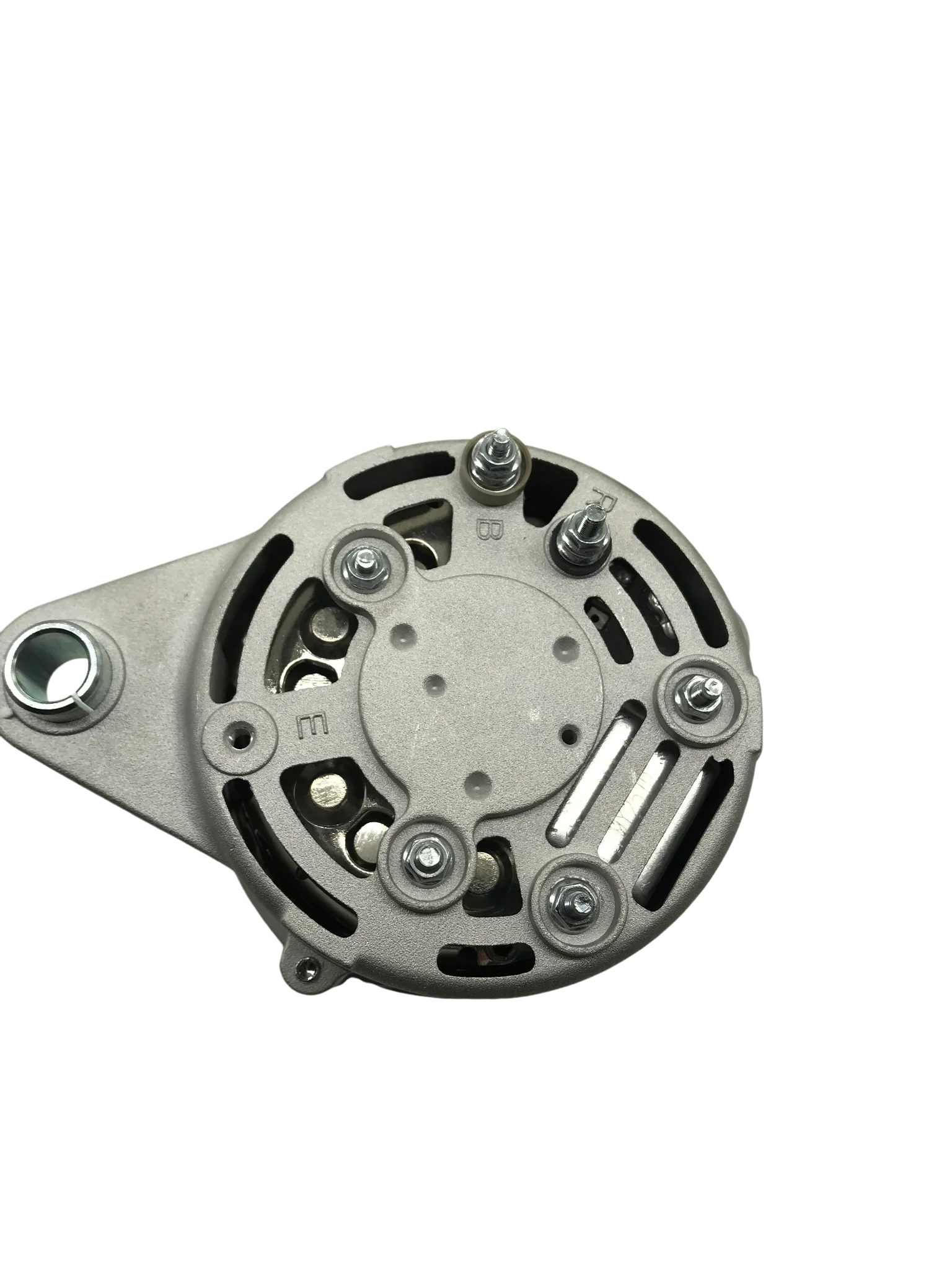 Генератор переменного тока 600-821-6120 для 24 В 50 А Φ