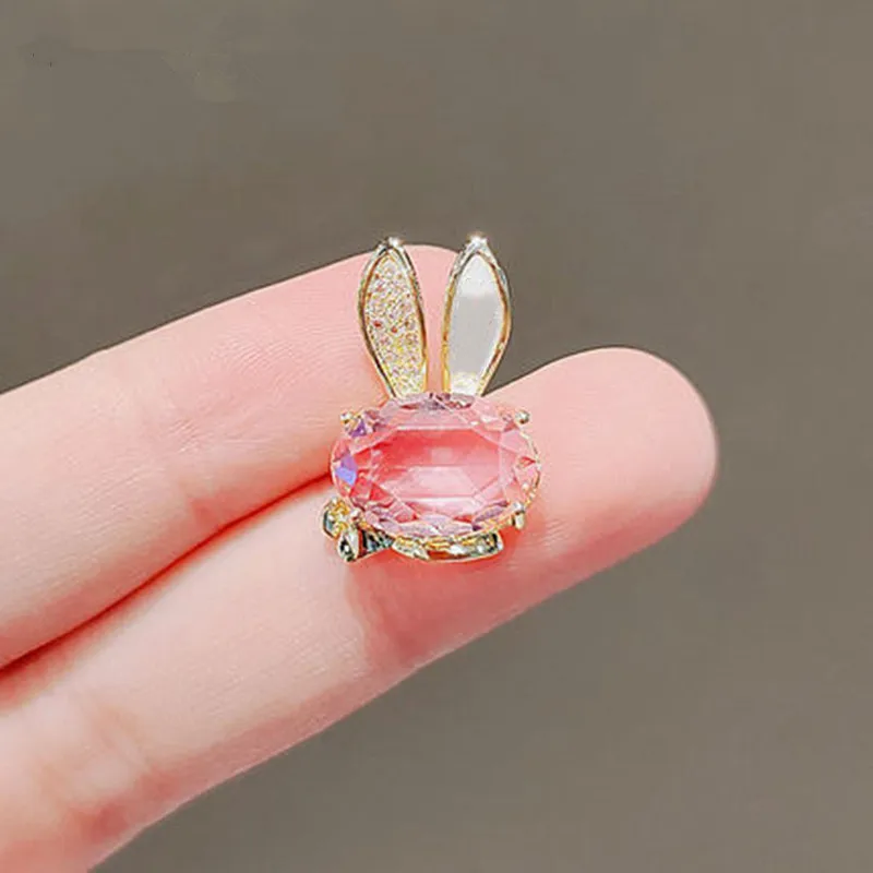 

Crystal Cute Rabbit Flower Butterfly Brooches for Women Cartoon Animal Bunny Lapel Pins Badge Bag Hat Deco Corsage Cardigan Jewe