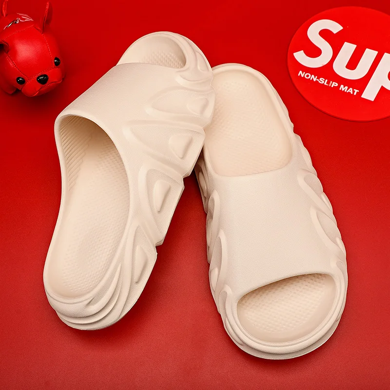 Summer Beach Sandals Thick Soled Man Slides Indoor Household Comfortable Clappers Platform Shoes For Men