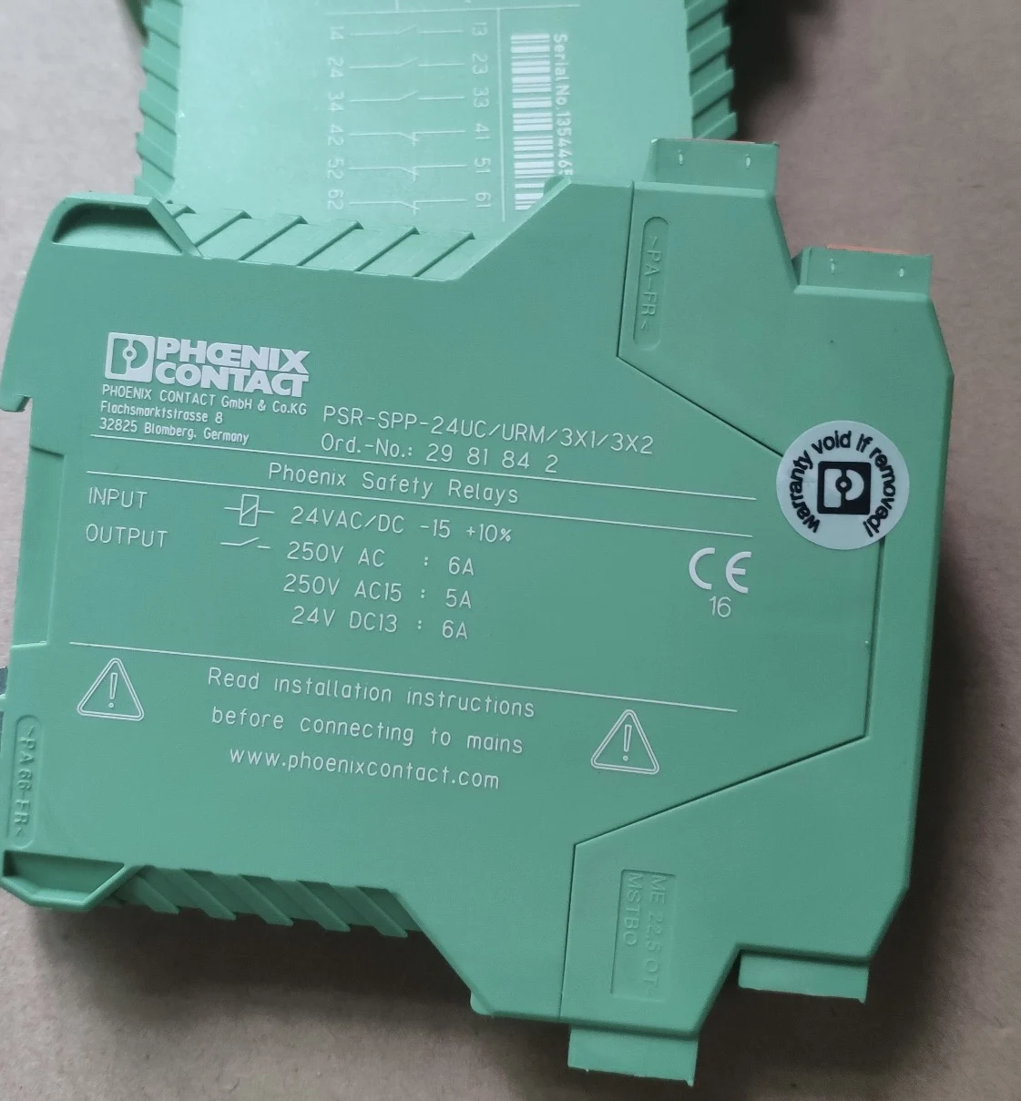 PSR-SPP- 24UC/URM/3X1/3X2 Реле связи Phoenix 2981842