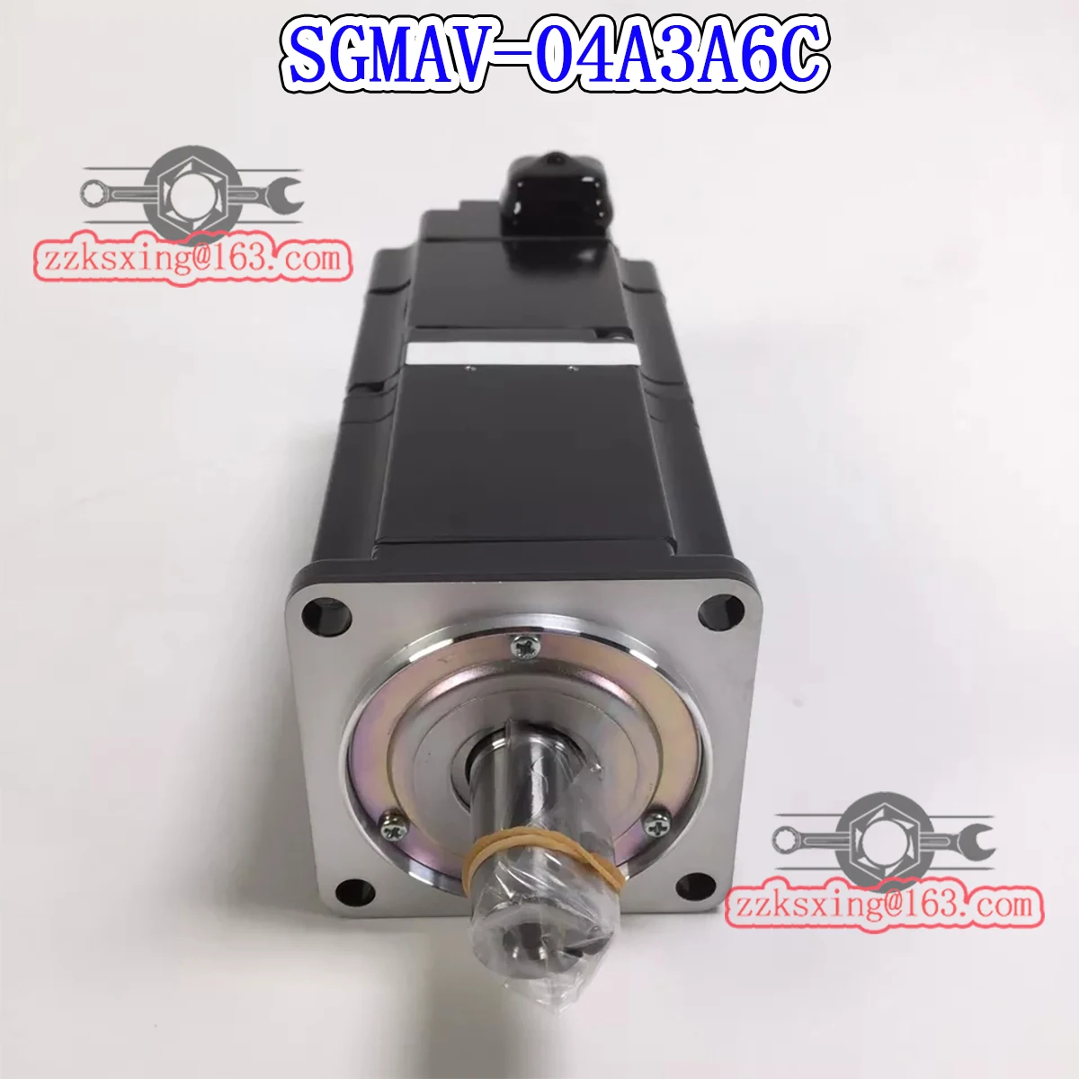 Совершенно новый серводвигатель переменного тока SGMAV-04A3A6C оригинальный в коробке