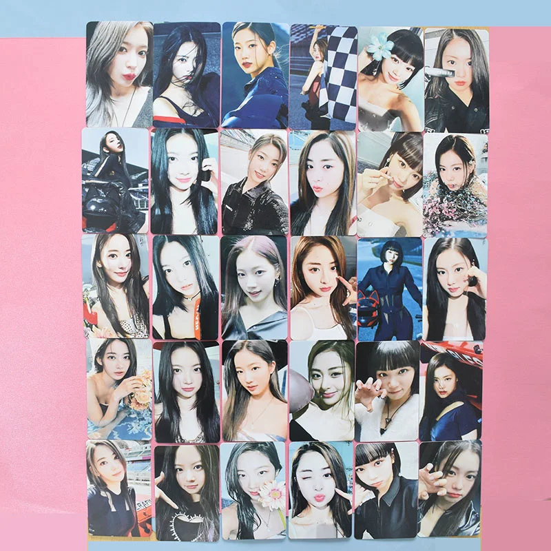 

KPOP LE SSERAFIM ALBUM FERALESS Selfie Photo Card Double Sided LOMO Card Postcard Paper Card SAKURA Fan Collection Gift 5pcs/Set