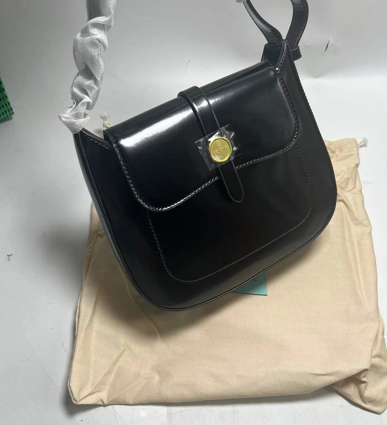 

Корейская классическая женская сумка через плечо в стиле ретро простая квадратная нишевая дизайнерская сумка из коровьей кожи с магнитной кнопкой