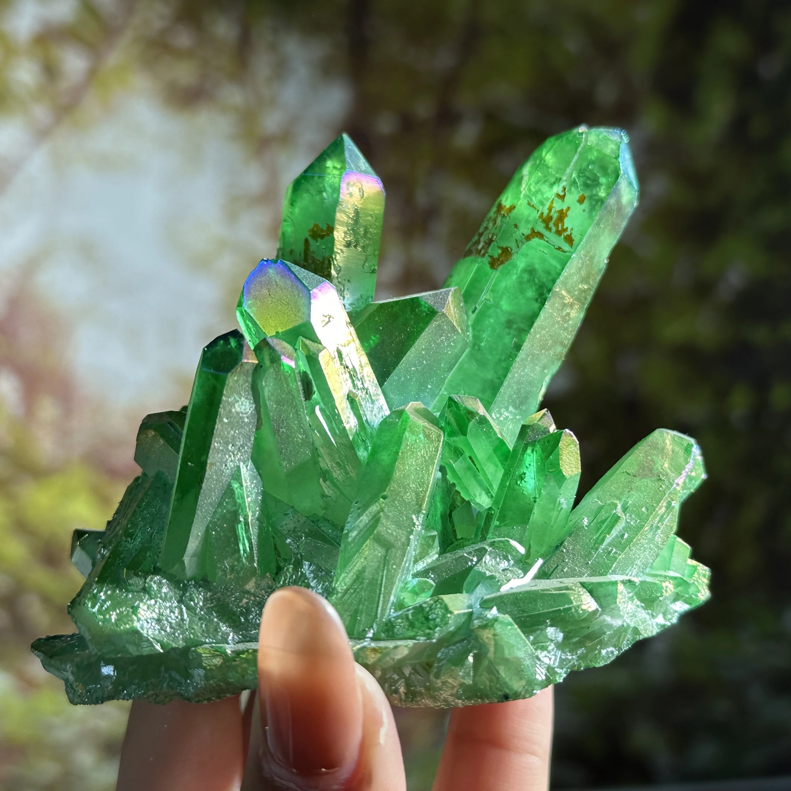 

Зеленый кварцевый кластер АURA